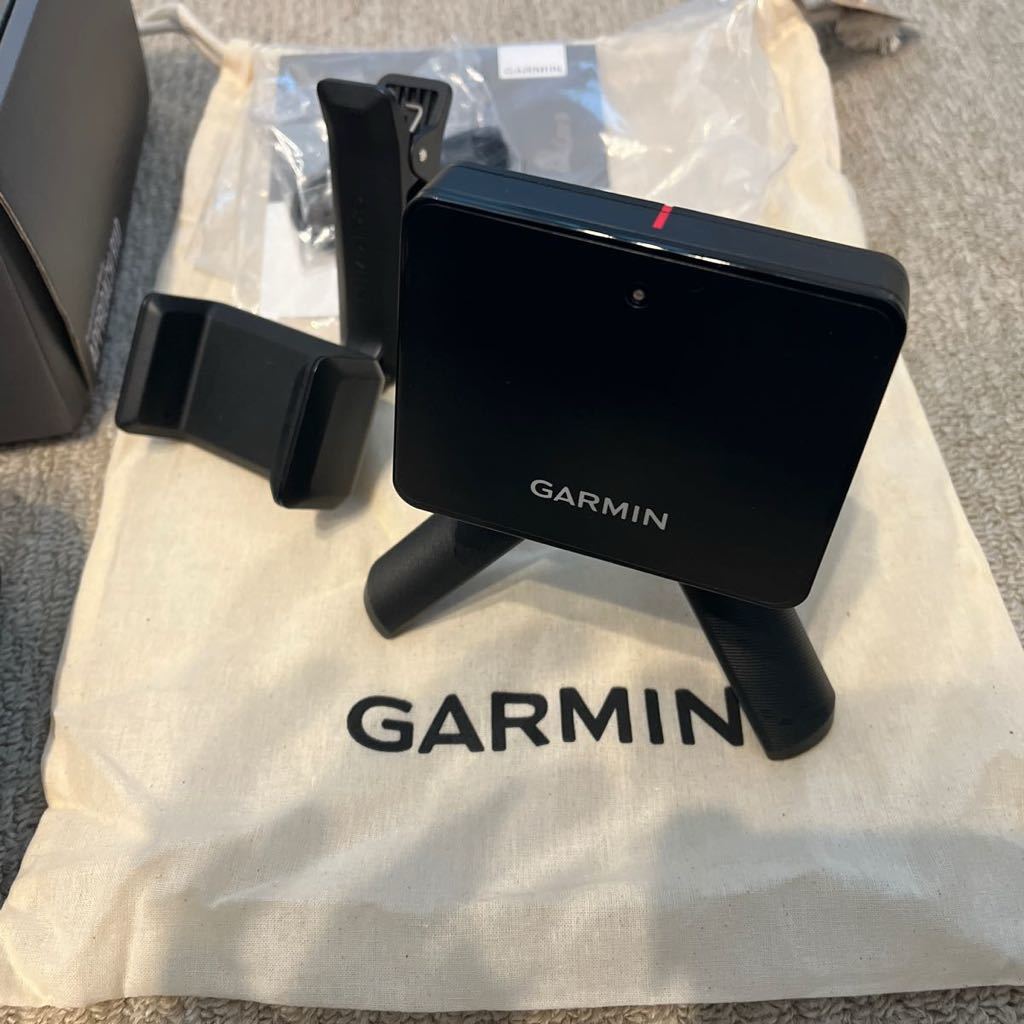 GARMIN (ガーミン) ポータブル弾道測定器 ゴルフシミュレーター Approach R10 【日本正規品】 010-02356-04 ブラック 小_保護フィルム装着済み