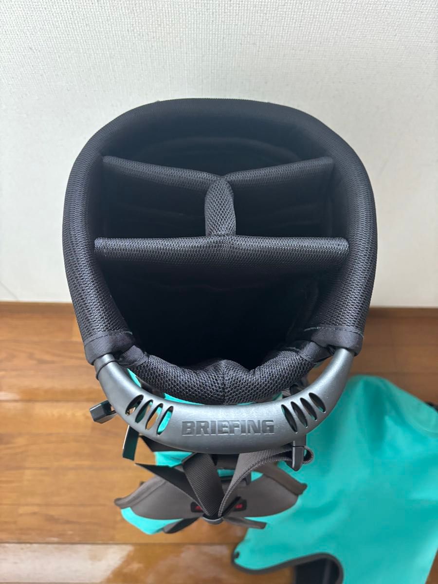 新品 BRIEFING ブリーフィング キャディバッグ CR-4 #03 ミント 新品 BRIEFING ブリーフィング キャディバッグ CR-4 #03 ミント