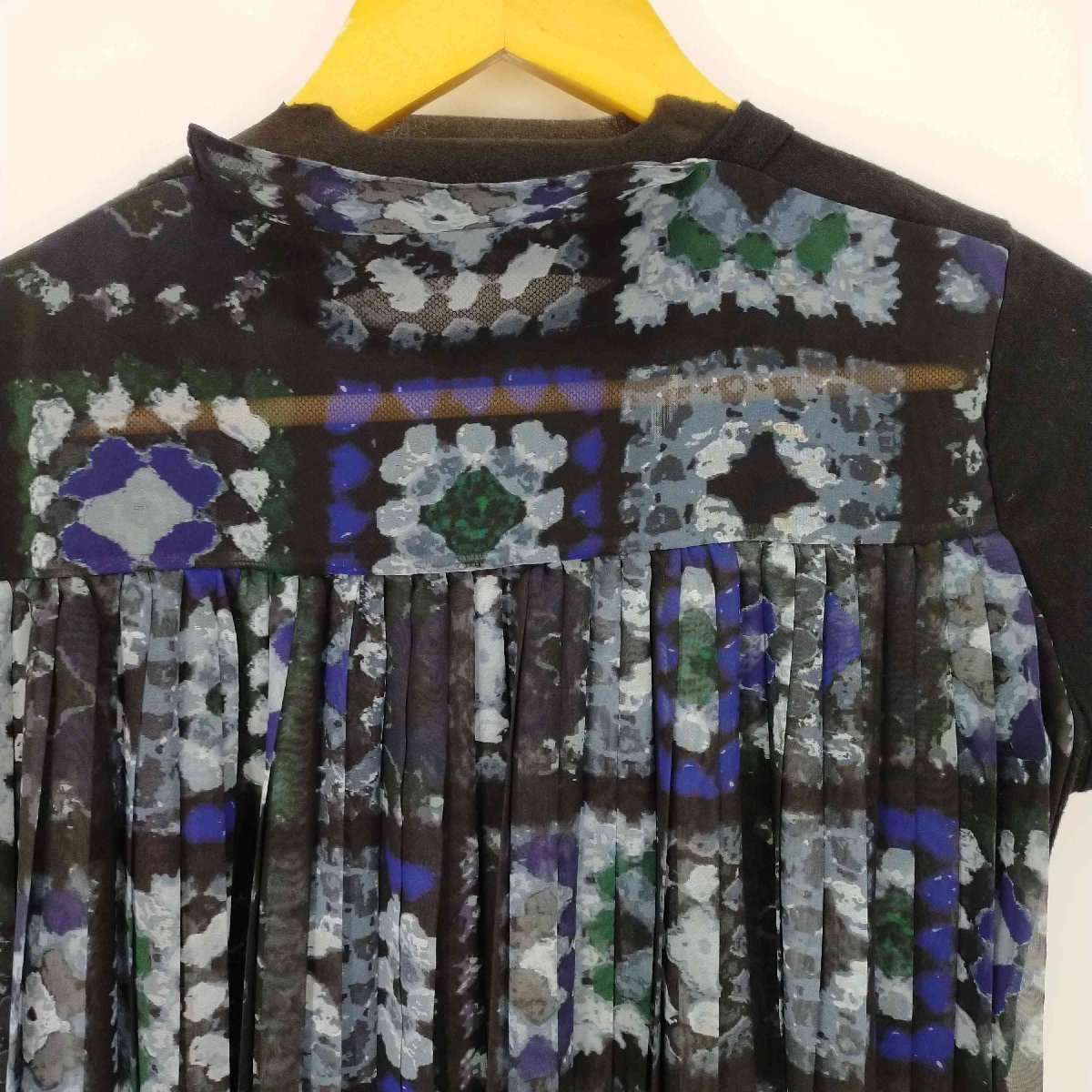 Sacai(サカイ) 半袖バックプリーツ花柄カットソー レディース 2 中古 古着 0644_画像6