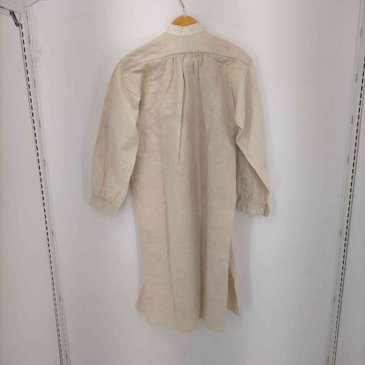USED古着(ユーズドフルギ) 1900～20S France Antique linen Smock ア 中古 古着 0230の画像2