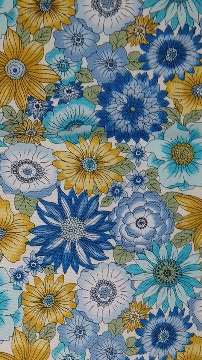 夏に素敵な花柄のオックス(ブルー系)長さ約66センチ 幅約110センチ　スモールスザンナ風の柄