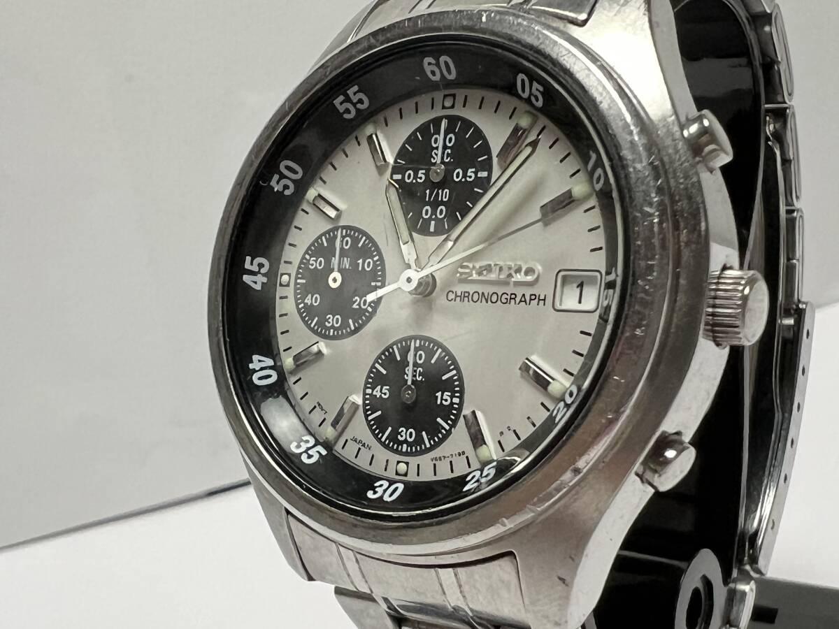 セイコー　クロノグラフ　クオーツ　V657-7100　メンズ　腕時計　SEIKO_画像1