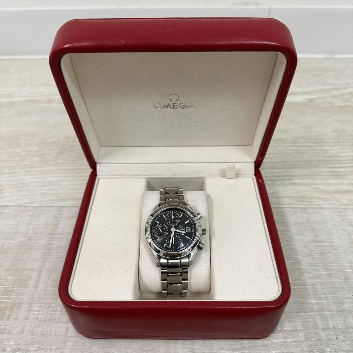 名作 OMEGA SPEEDMASTER オメガ スピードマスター デイト 3153-50 自動巻き 黒文字盤 AUTOMATIC オートマチック 850 腕時計 _画像2