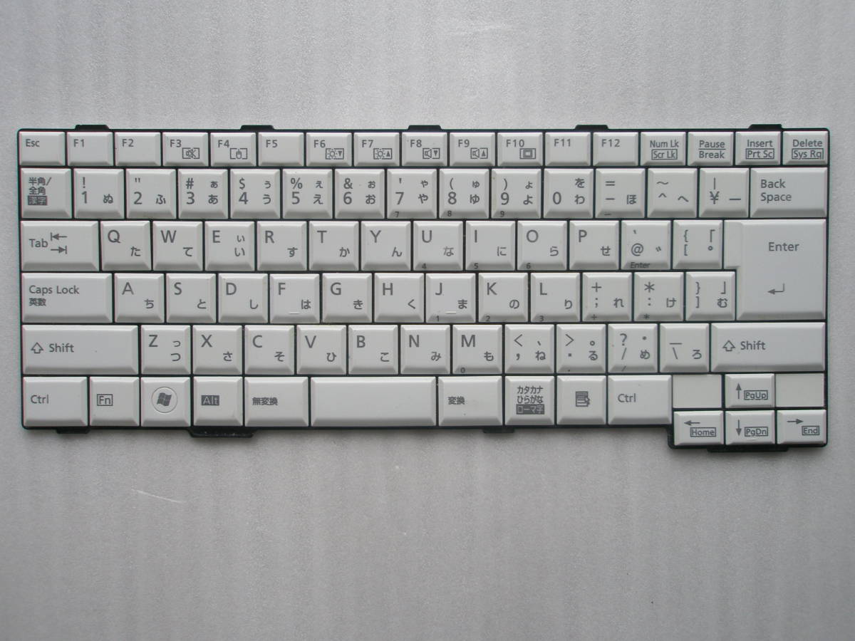 キーボード 美品 富士通 A552/E A552/F A561/C A561/D A561/DX A572/E A572/F E741 E742 E752 型番：MP-09K30J03D853 交換手順記載あり _画像1