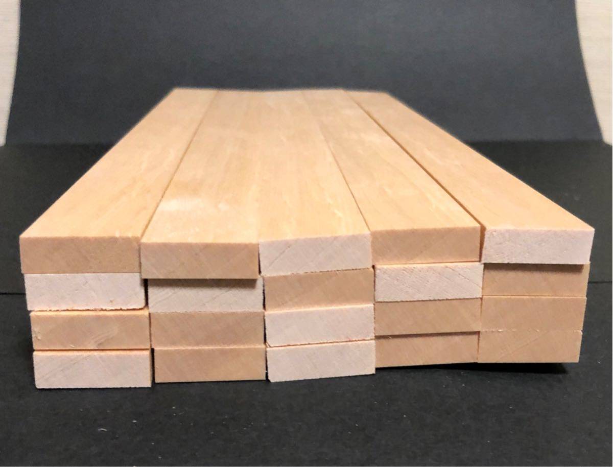 天然木スプルス材20本セット300×23.3×8端材 木材 素材　工作　工芸　貼り付け　日曜大工　ハンドクラフト_画像3