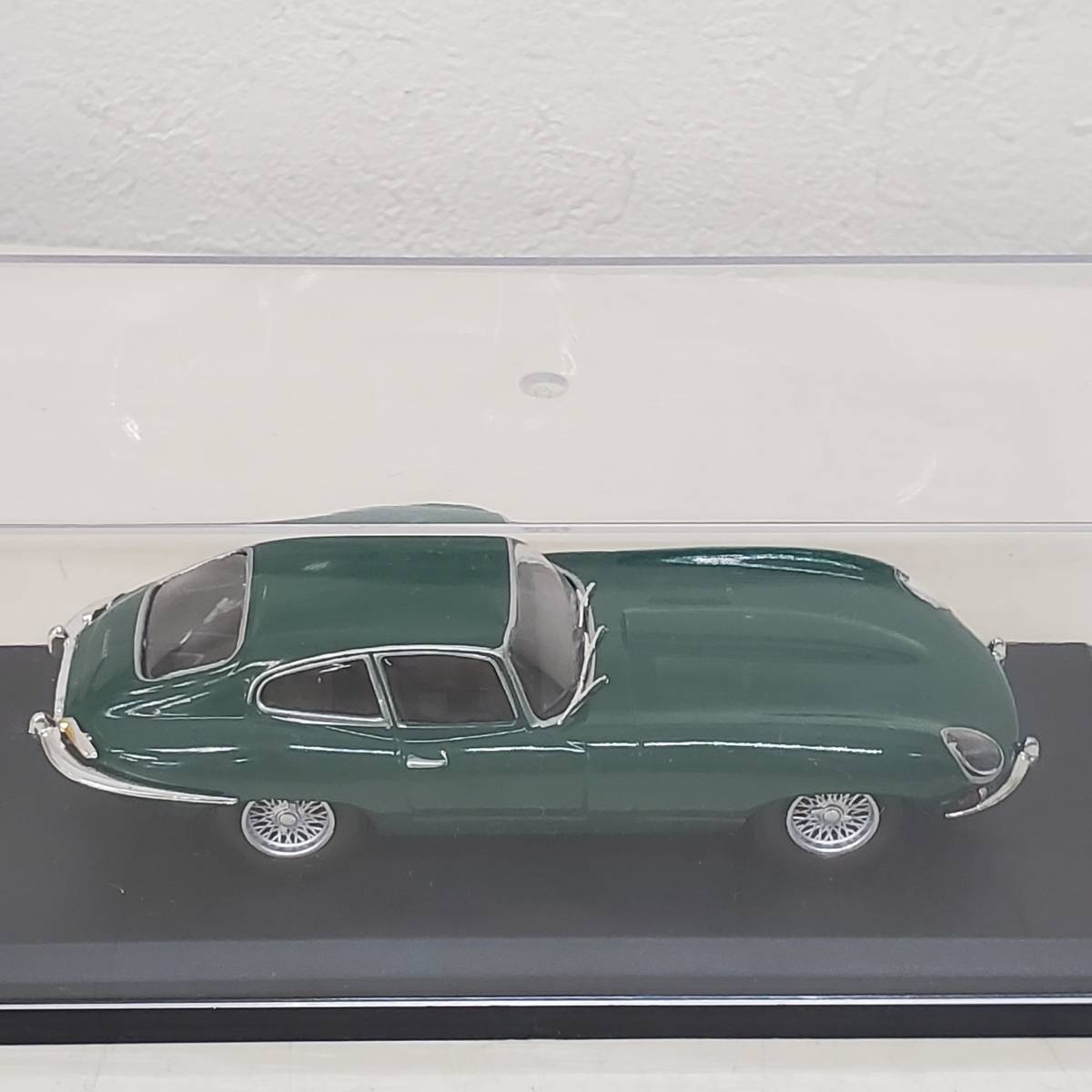 0207-243■アシェット 国産 名車コレクション Jaguar ジャガー E TYPE COUPE グリーン 1968 1/43? ミニカー 車 パーツ未確認 現状品_画像3