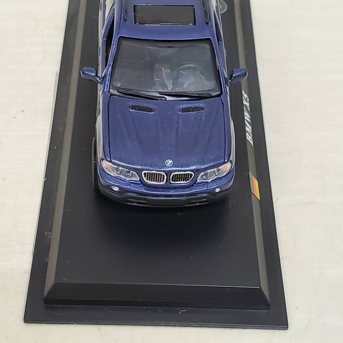 0208-261■デルプラド BMW X5 ネイビー ブルー 1/43 世界の名車 コレクション ミニカー 模型 パーツ未確認 現状品_画像4