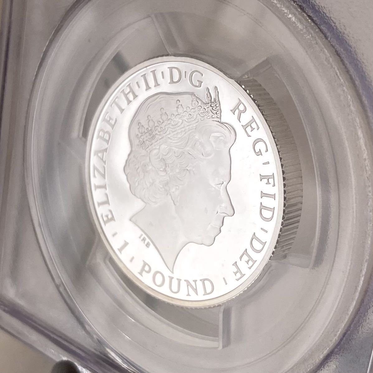 2013年 イギリス ブリタニア 銀貨 コイン PCGS 69 ディープカメオ ファーストストライク フクロウ　1ポンド 銀貨 Britannia 1ポンド　投資_画像9