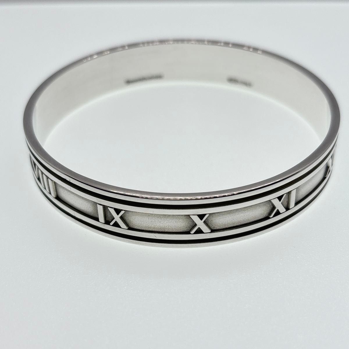 美品】 Tiffany&Co ティファニー アトラス バングル 美品】 Tiffany&Co ティファニー アトラス バングル