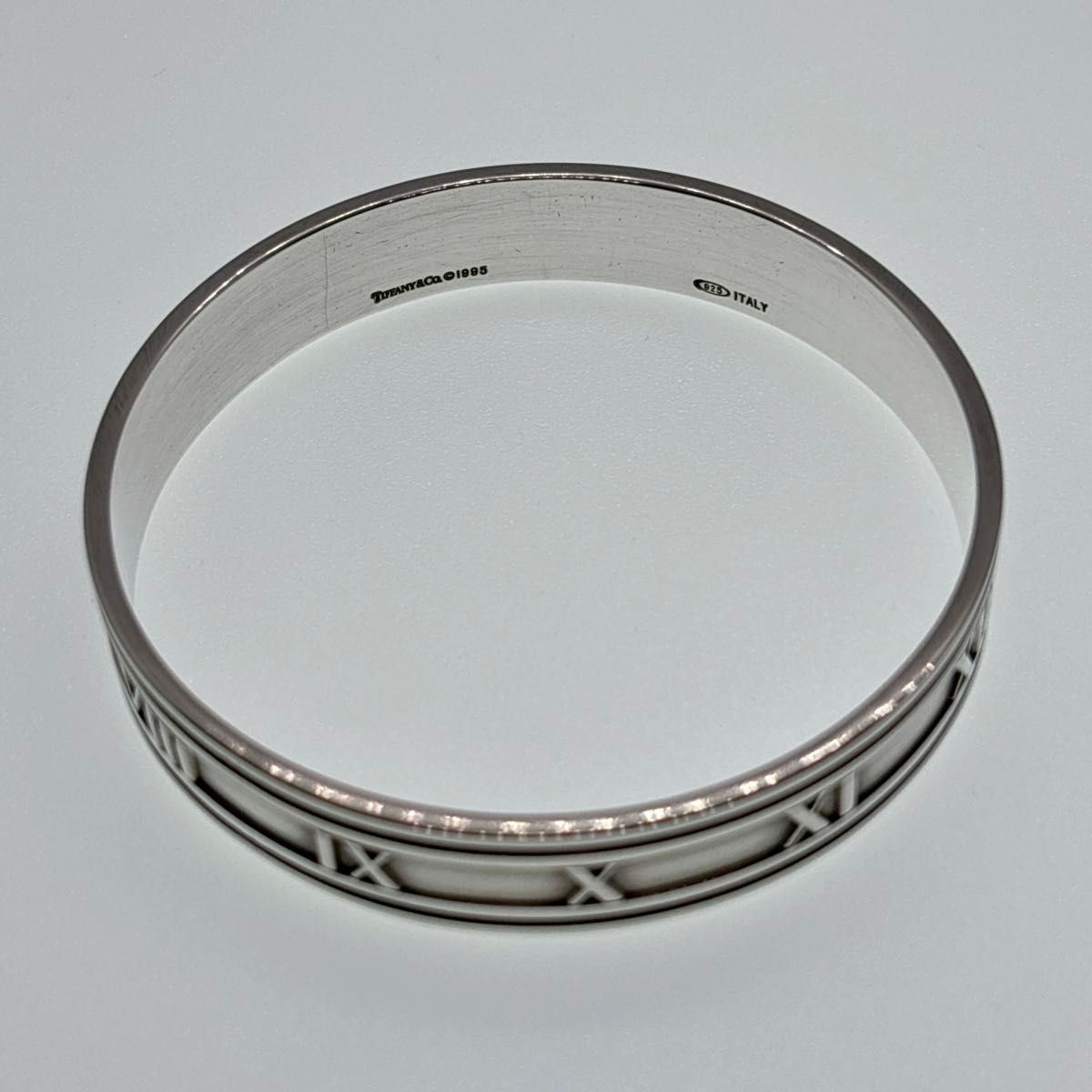 美品】 Tiffany&Co ティファニー アトラス バングル 美品】 Tiffany&Co ティファニー アトラス バングル