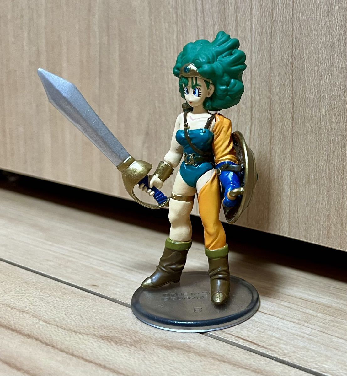 Yahoo!オークション - USED・美品 ドラゴンクエスト ドラクエ4 Yahoo!オークション - USED・美品 ドラゴンクエスト ドラクエ4