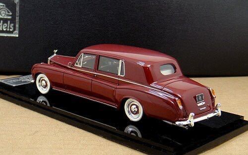 新品 ロールスロイス ファントムⅤリムジン パークウォード稀少なレッド赤 1:43 ミニカー モデルカー ダイキャストカー