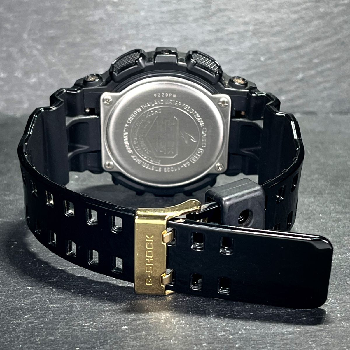 CASIO カシオ G-SHOCK ジーショック GA-110GB-1A 腕時計 アナデジ クオーツ ゴールド文字盤 ブラック ラバーバンド カレンダー 多機能_画像6