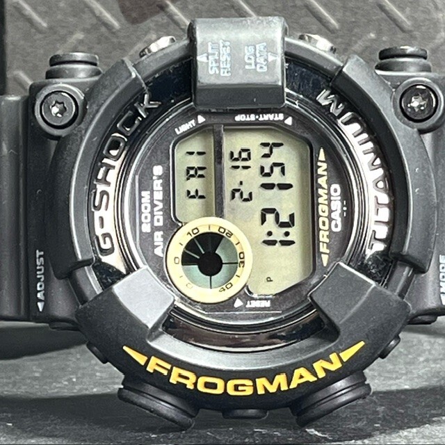 新品 CASIO G-SHOCK カシオ ジーショック FROGMAN フロッグマン DW-8200Z-1T MEN IN BLACK 腕時計 クォーツ 200M防水 チタン デジタル_画像5