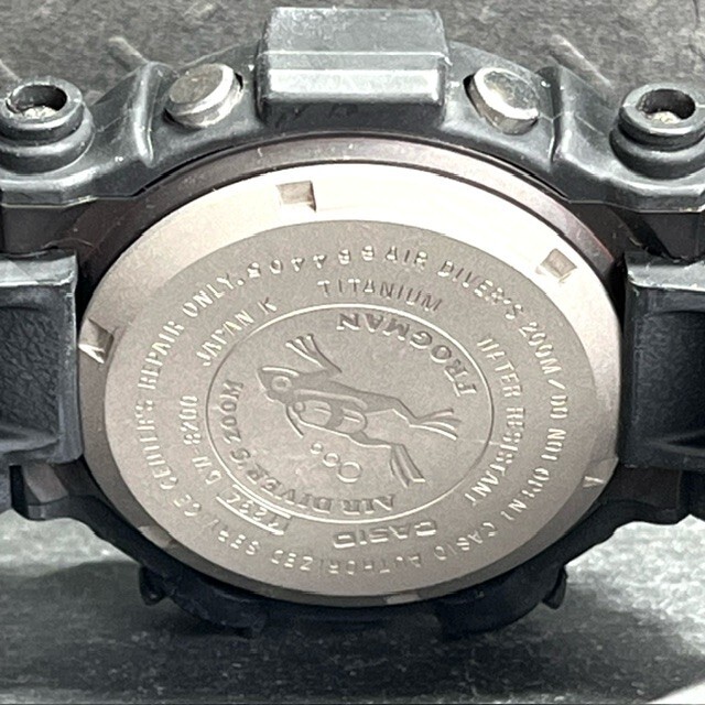新品 CASIO G-SHOCK カシオ ジーショック FROGMAN フロッグマン DW-8200Z-1T MEN IN BLACK 腕時計 クォーツ 200M防水 チタン デジタル_画像7