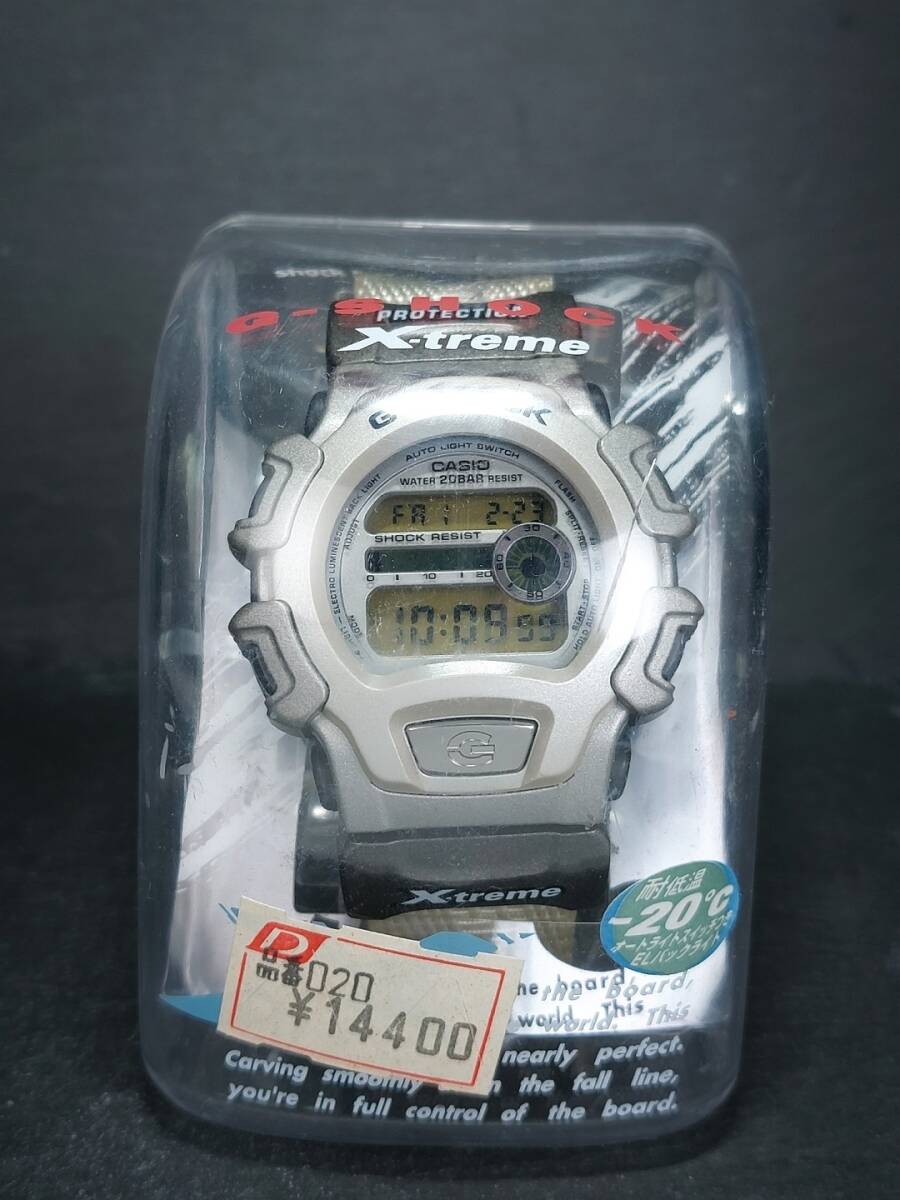 箱付き CASIO カシオ G-SHOCK ジーショック X-treme エクストリーム DW-004X-7T メンズ デジタル 腕時計 ホワイト 布製ベルト 電池交換済み_画像8