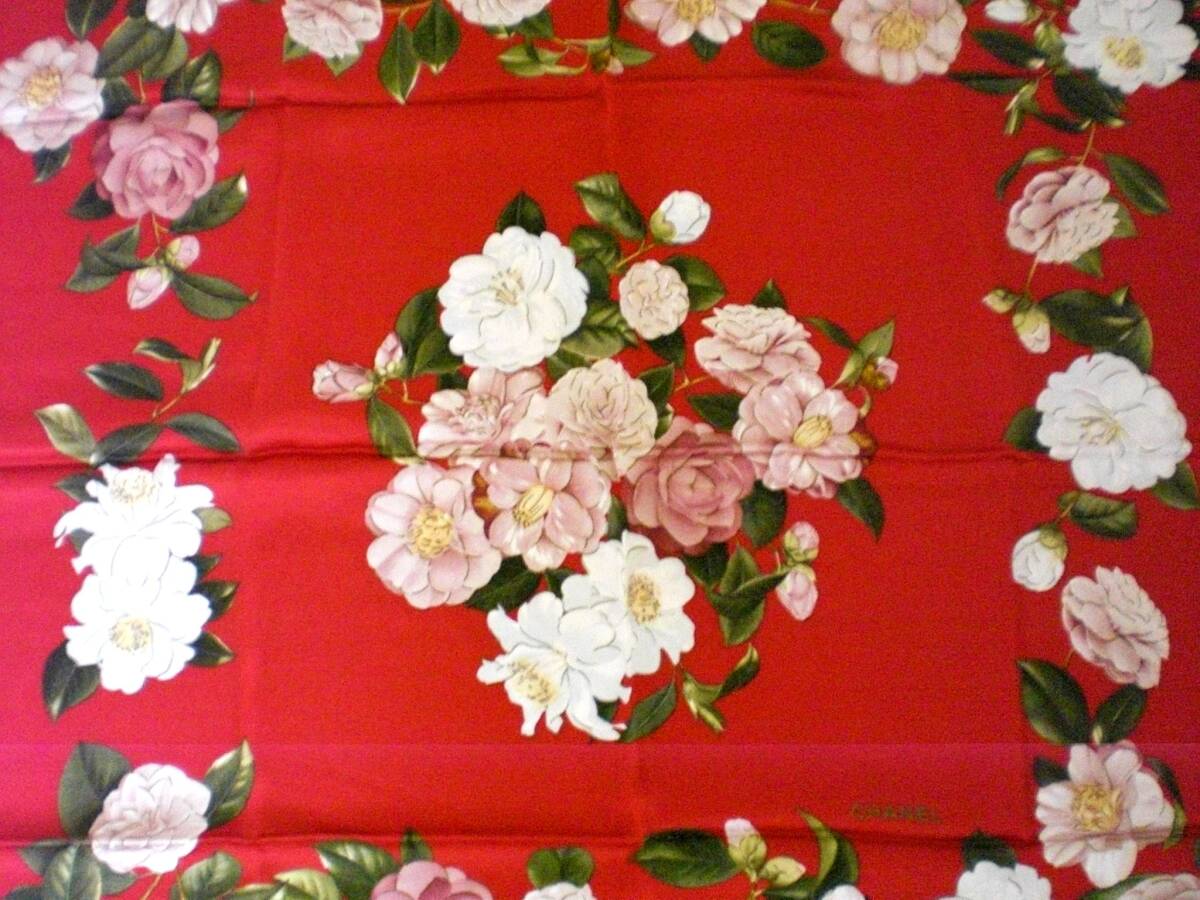 ♪美品　CHANEL　大判スカーフ　バラの花柄　シルク　86ｃｍ×86ｃｍ　ハイクラスクリーニング済　絹　シャネル_画像6