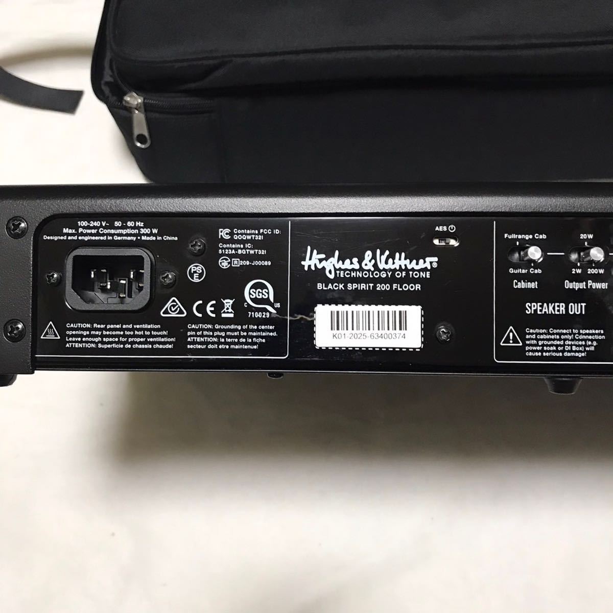 ★Hughes＆Kettner BLACK SPIRIT 200 FLOOR マルチエフェクター アンプヘッド　ケース　※約8mロングスピーカーケーブル付き_画像5