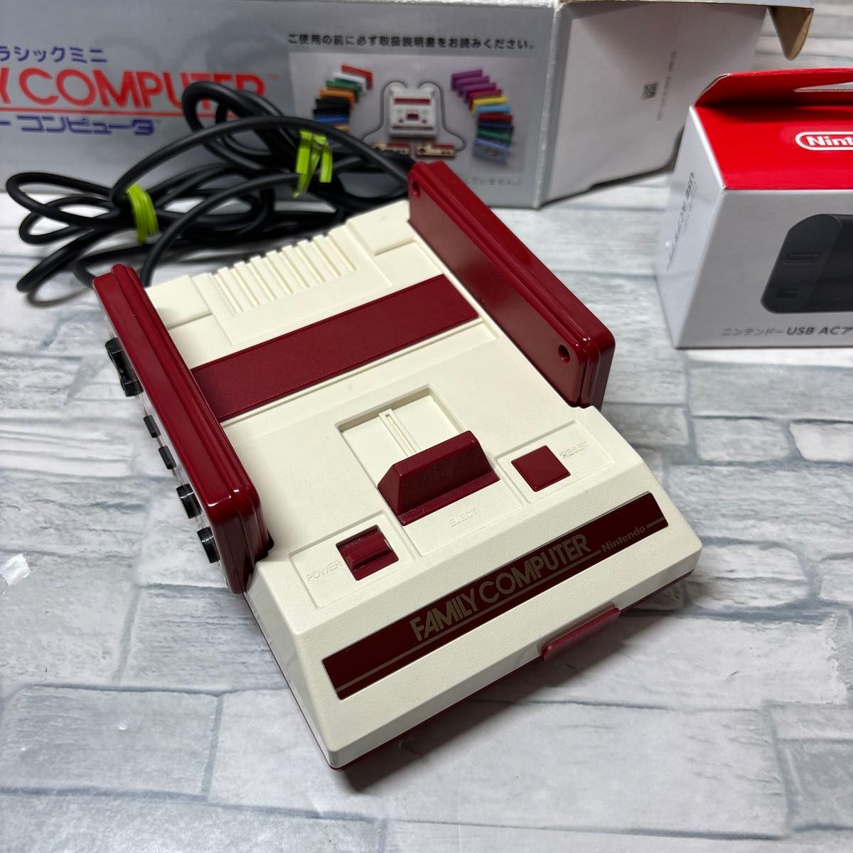 【FC】ニンテンドークラシックミニ ファミリーコンピュータ 新品USB ACアダプター付 ミニファミコン　即プレイ可 任天堂