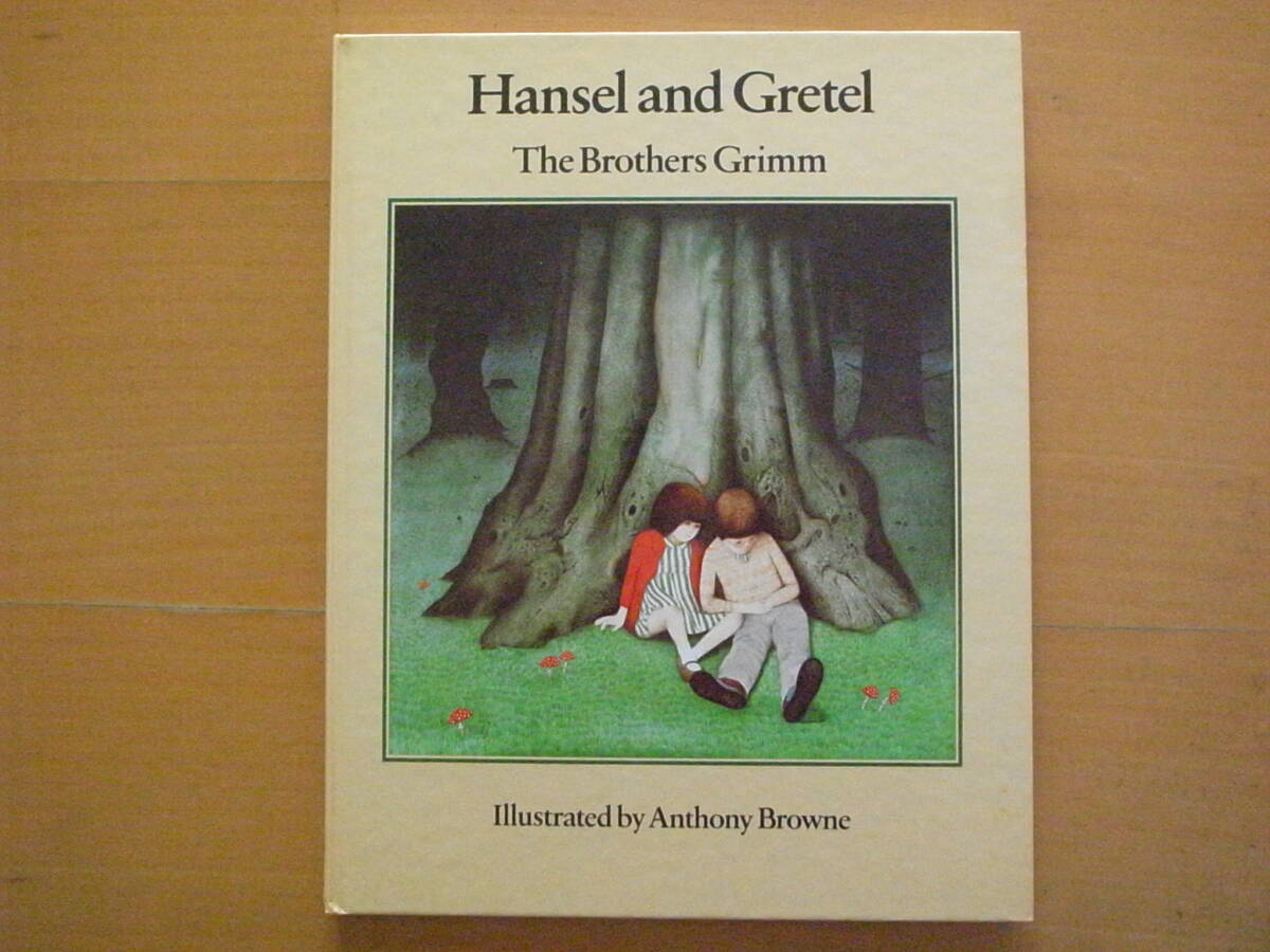 [ иностранная книга книга с картинками ]henzeru. серый teru/Hansel and Gretel/ Anthony * Brown /Anthony Browne/ Сказки братьев Гримм / жесткий чехол /1981 год / Showa Retro 