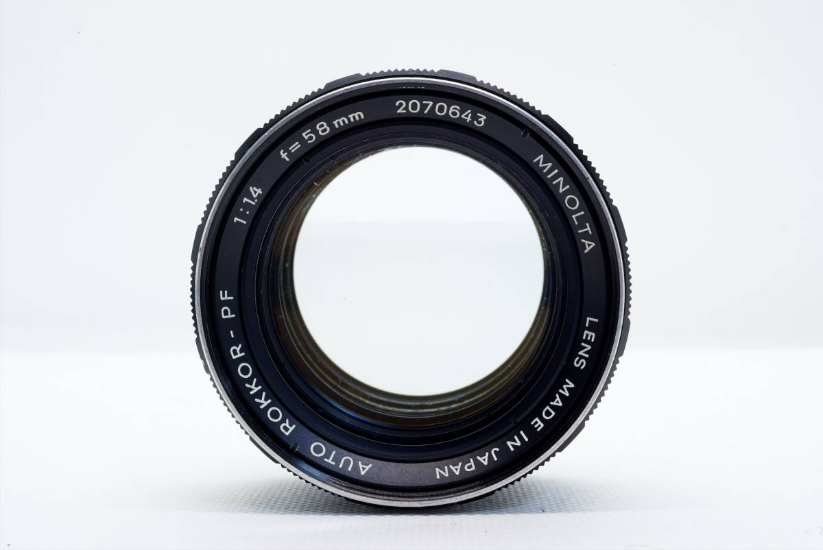 【美品】SONY カメラのあなたへ 実写済み ミノルタ MC-ROKKOR PF 58mm F1.4 後期 マウントアダプター付き オールドレンズ 綺麗な光学 _画像7