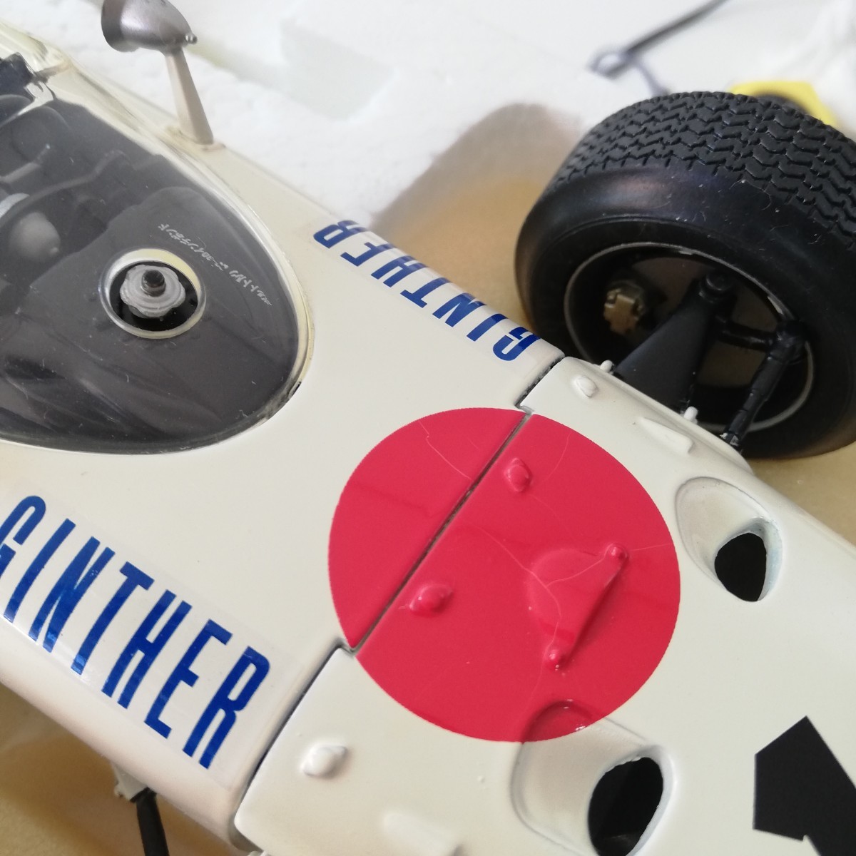 タミヤ 1/12 コレクターズクラブ スペシャル ホンダ F-1 RA272 1965年 メキシコGP 優勝車 メタルダイキャスト 完成モデル モデルカーの画像6