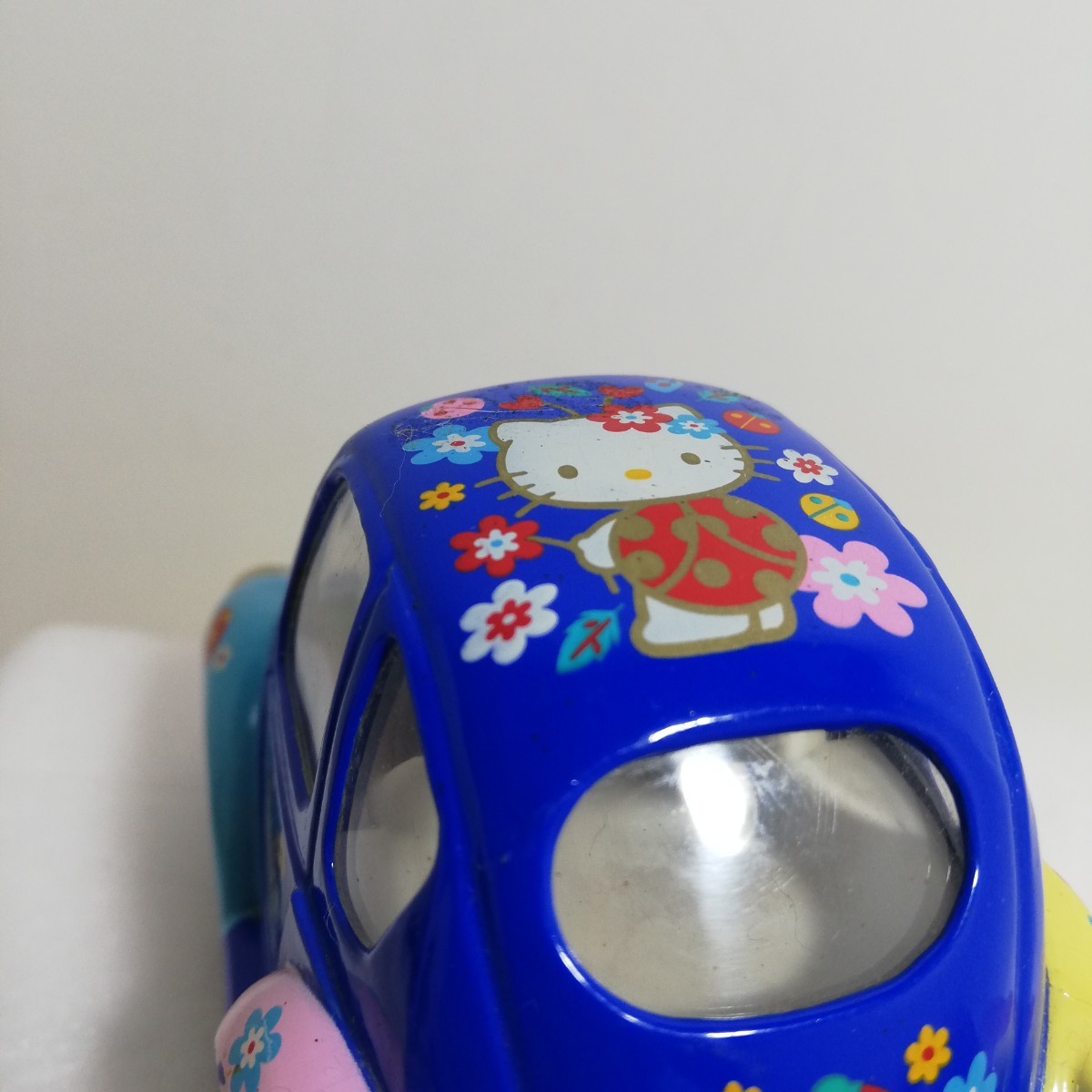 2001年 ハローキティ ビートル プルバックカー 9cm 動作品 ミニカー [Hello Kitty VW Volkswagon Beetle Kin Toy Pull Back Vintage] _画像7