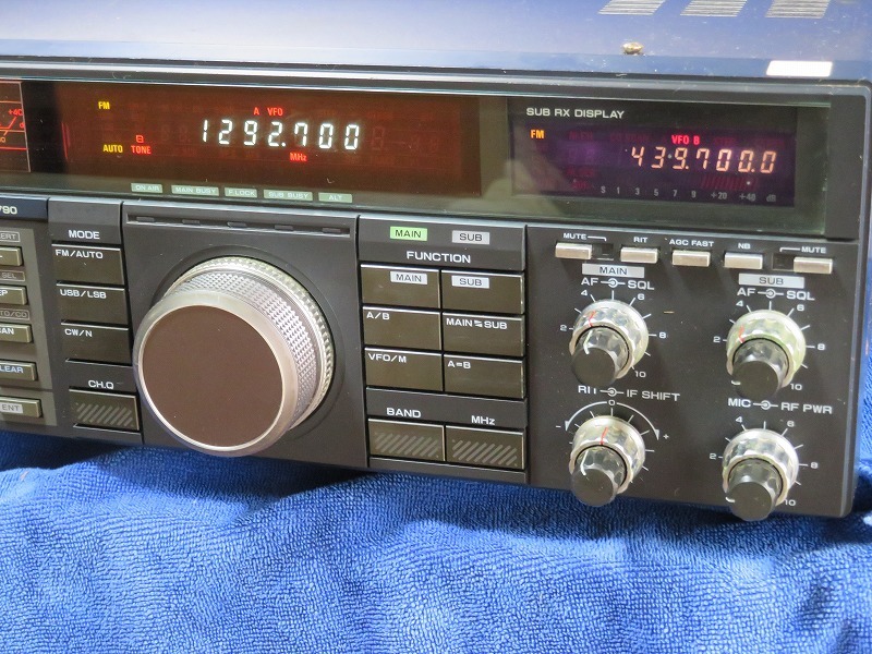 TS-790 　144MHz帯、430Mhz帯、1200Mhz帯 　SSB,CW,FM オールモード トランシーバー_画像7
