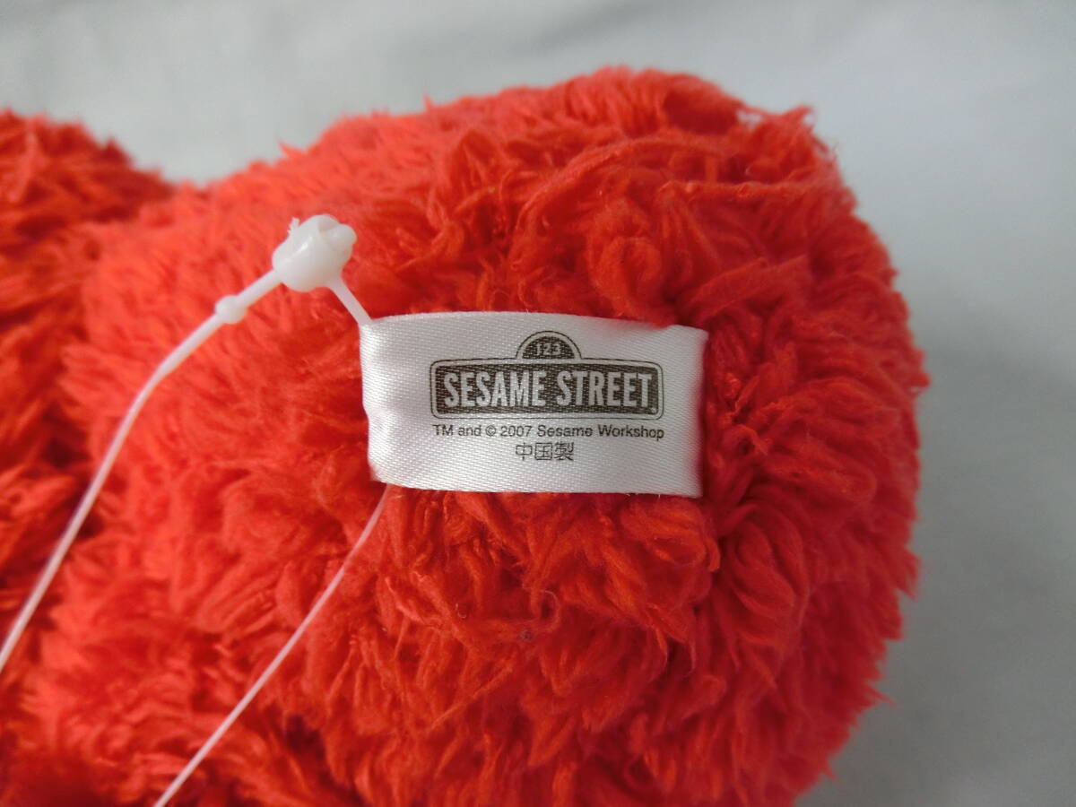 [ paper tag attaching ]USJ limitation Elmo soft toy seat height : approximately 17cm red . seat . Sesame Street universal Studio Japan 2007 year 