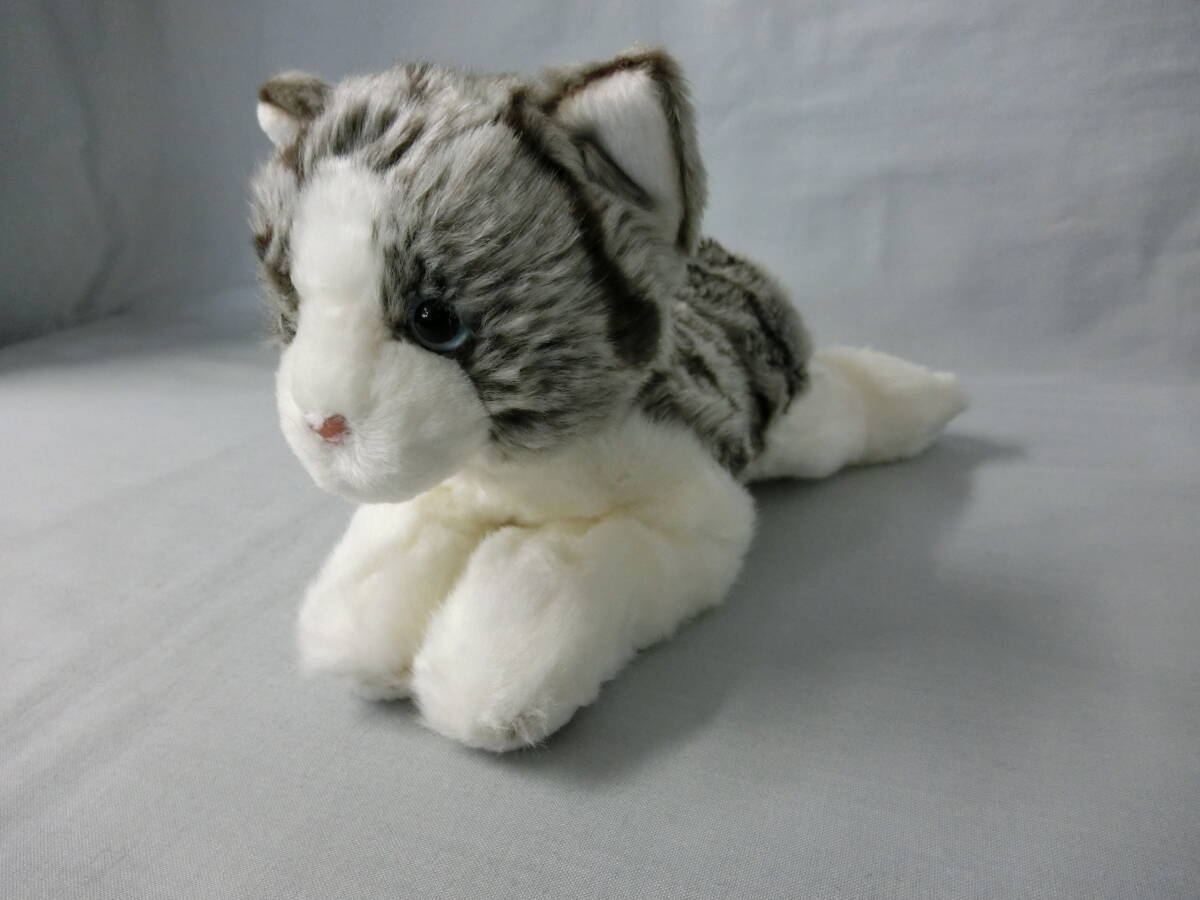 GANZ Webkinz　猫　ぬいぐるみ　寝そべり　GREY TABBY CAT　グレー　トラ猫　海外製品　カナダ　ガンズ　全長：約22.5cm_画像3