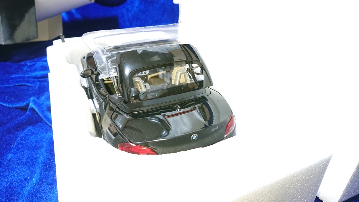 Yahoo!オークション - 1/18 Kyosho 京商 BMW Z4 2009 E89 Yahoo!オークション - 1/18 Kyosho 京商 BMW Z4 2009 E89