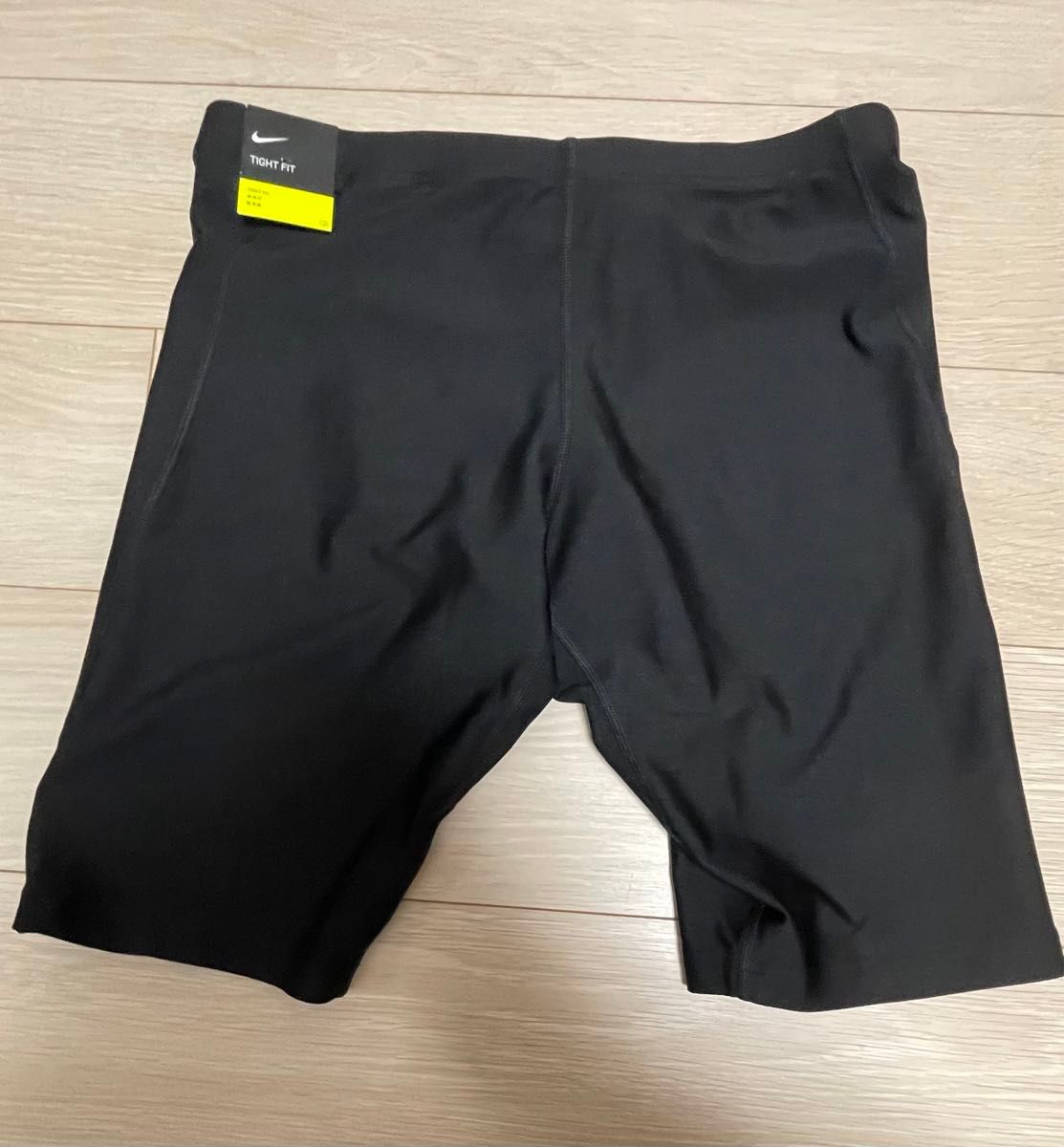 新品　NIKE ハーフ　タイツ　XLサイズ