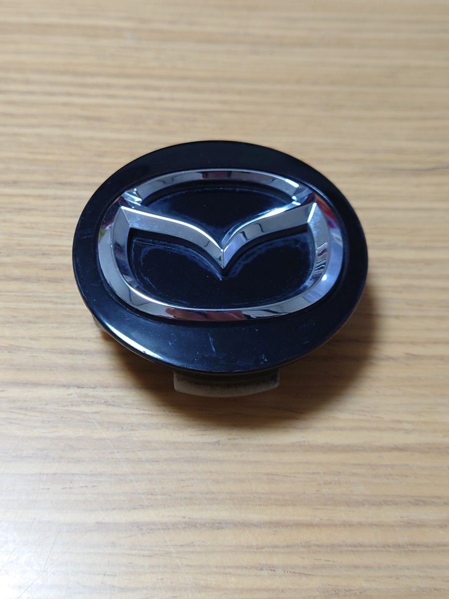 マツダ MAZDA マツダ純正 ブラック 黒 ホイールキャップ センターキャップ ホイールセンターキャップ ４枚セット