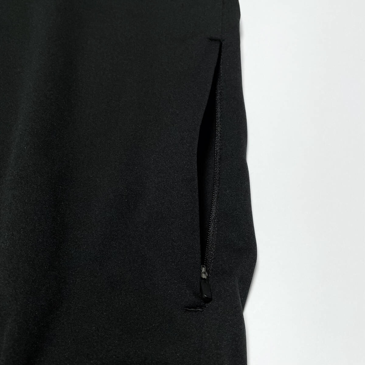 24SS新品M黒 F C Real BristolフーディPDK HALF ZIP HOODED TOP 24SS新品M黒 F C Real BristolフーディPDK HALF ZIP HOODED TOP