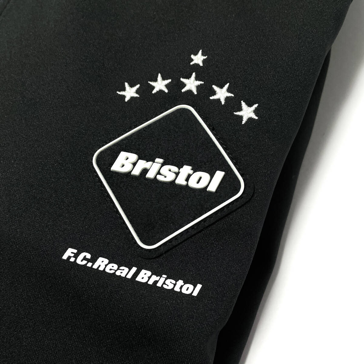 24SS新品M黒 F C Real BristolフーディPDK HALF ZIP HOODED TOP 24SS新品M黒 F C Real BristolフーディPDK HALF ZIP HOODED TOP