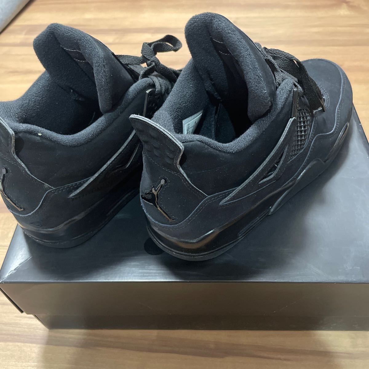 中古 美品 NIKE AIR JORDAN 4 RETRO BLACK CAT ナイキ エアジョーダン 4 ブラックキャット 28センチ US10_画像2