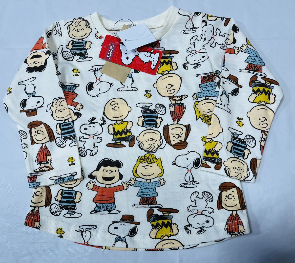 ★3457*激安sale!!新品 こども服 　長袖Tシャツsize90　1枚★PEANUTS.スヌーピー_画像1