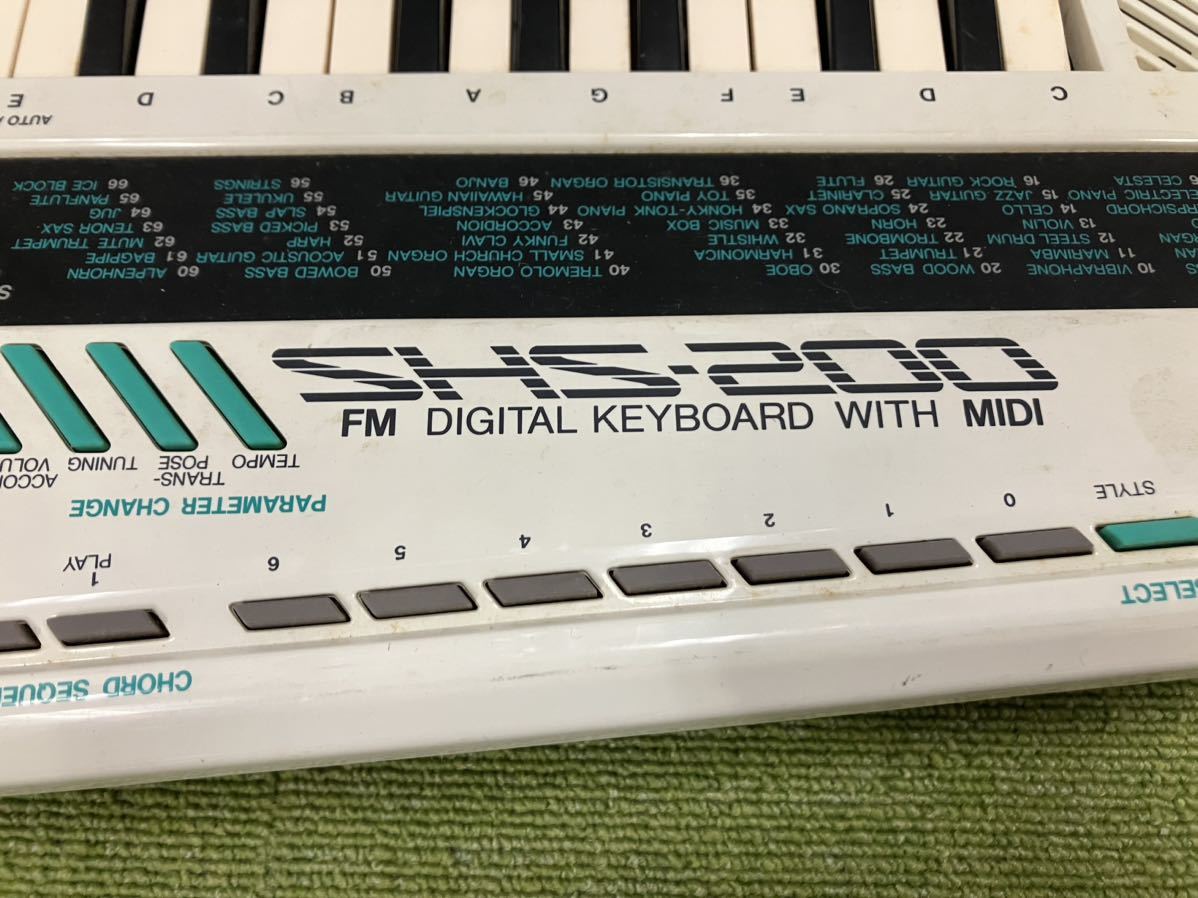 ■【売り切り】YAMAHA（ヤマハ）FM DIGITAL KEYBOARD WITH MIDI ショルダーキーボード SHS-200 ※鍵盤音出し確認済み_画像3