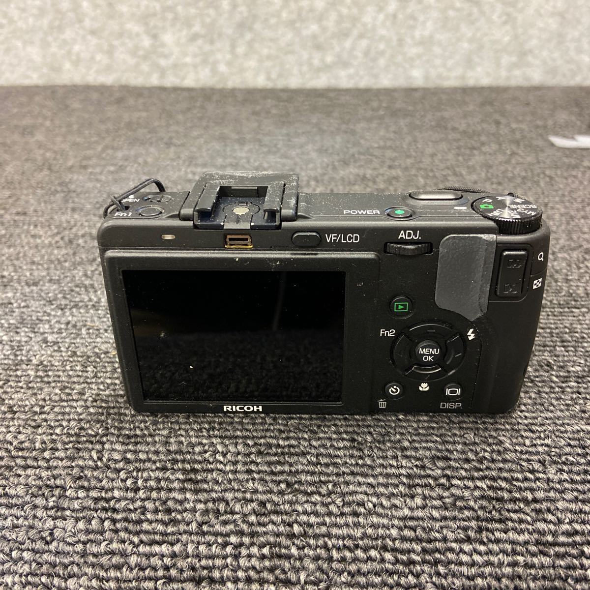 □【売り切り】RICOHリコーデジタルカメラ GX200_画像2