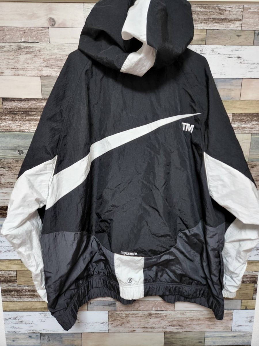 ナイキ NIKE ビックスウォッシュ ナイロンジャケット パーカー ナイキ NIKE ビックスウォッシュ ナイロンジャケット パーカー