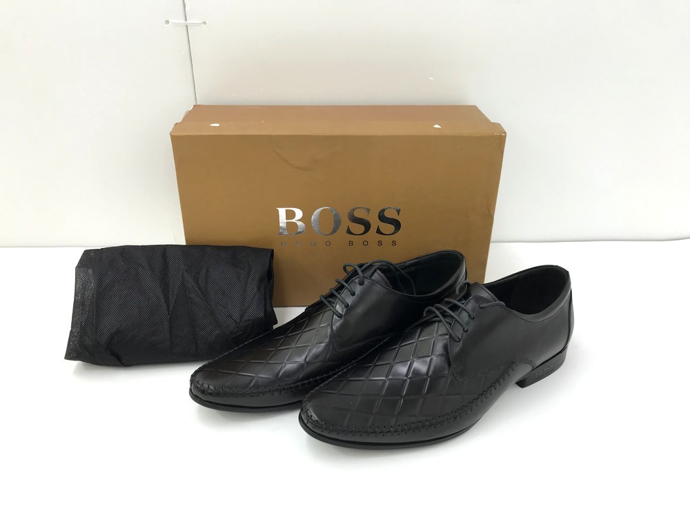 【同梱可】【80】長期保管品 試着のみ HUGO BOSS ヒューゴボス M62-1 ブラック サイズ41 26cm メンズ 革靴 箱付き ※長期保管時の汚れ有_画像1