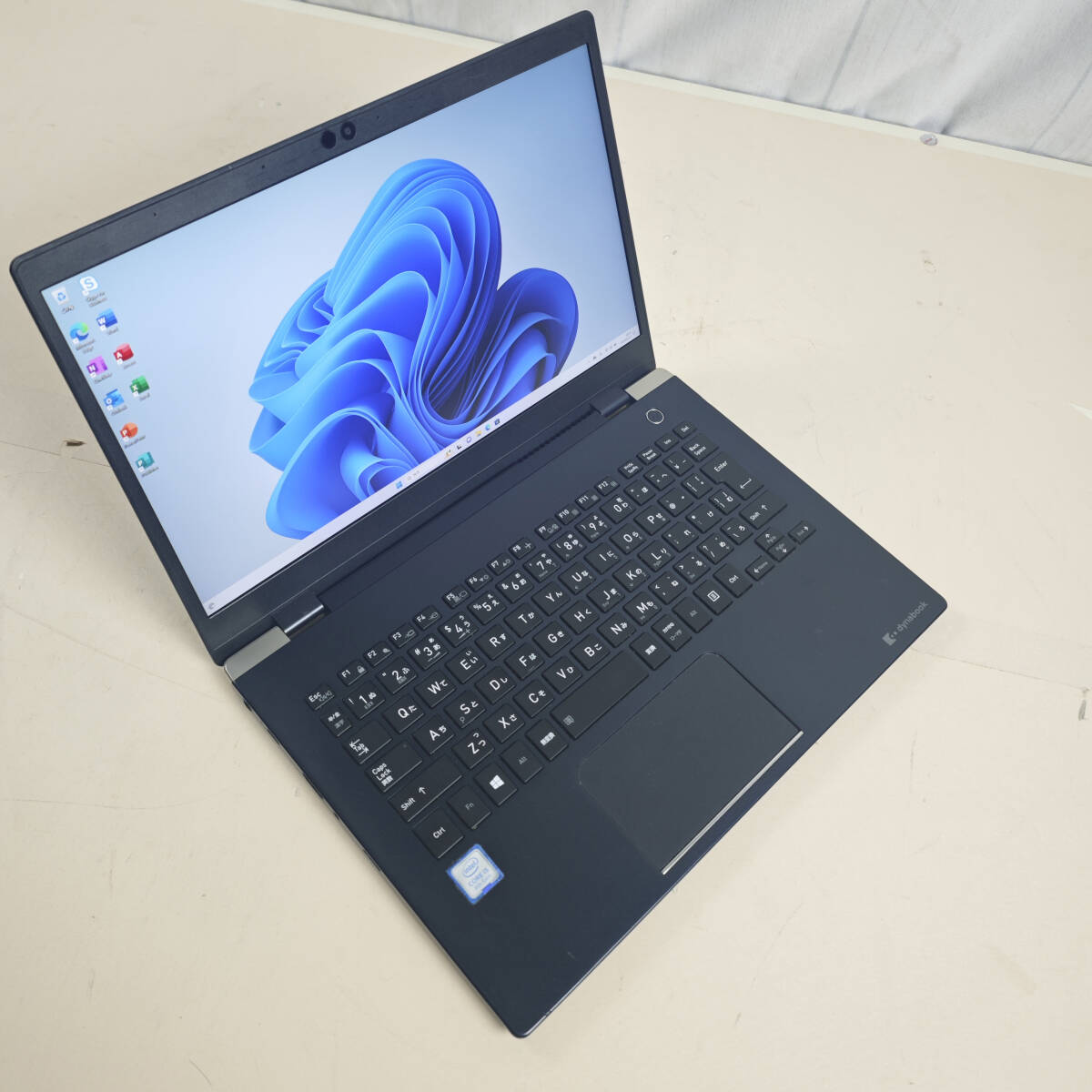 届いてすぐ使える!東芝 第8世代 dynabook G83 Core i5 1.60GHz/8GB/SSD256GB/Win11 Office2019(1416)