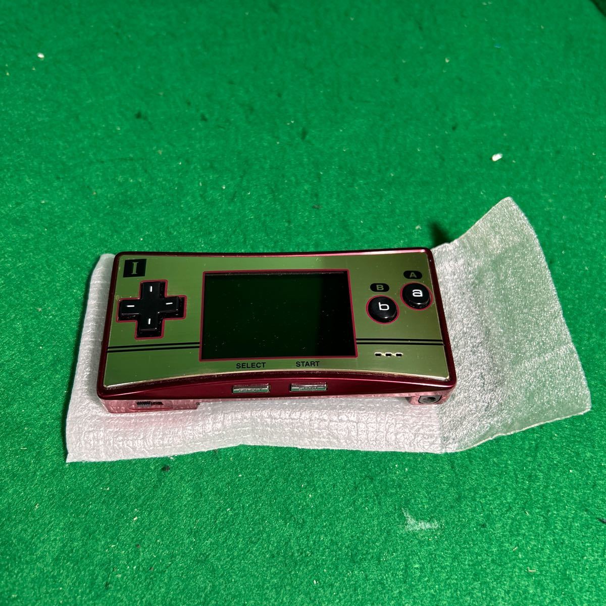 新品同様　ゲームボーイミクロ ファミコンカラー　付属品完備　美品　任天堂 Nintendo ニンテンドー GAMEBOY micro １円スタート_画像3