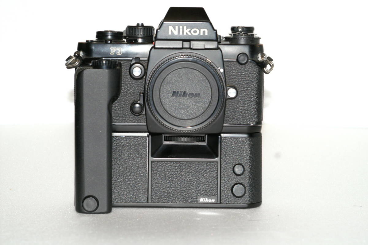 ニコン Nikon F3(一眼レフカメラ)・MD-4(モータードライブ)・MC12A(リモートコード)　動作確認済み_画像2