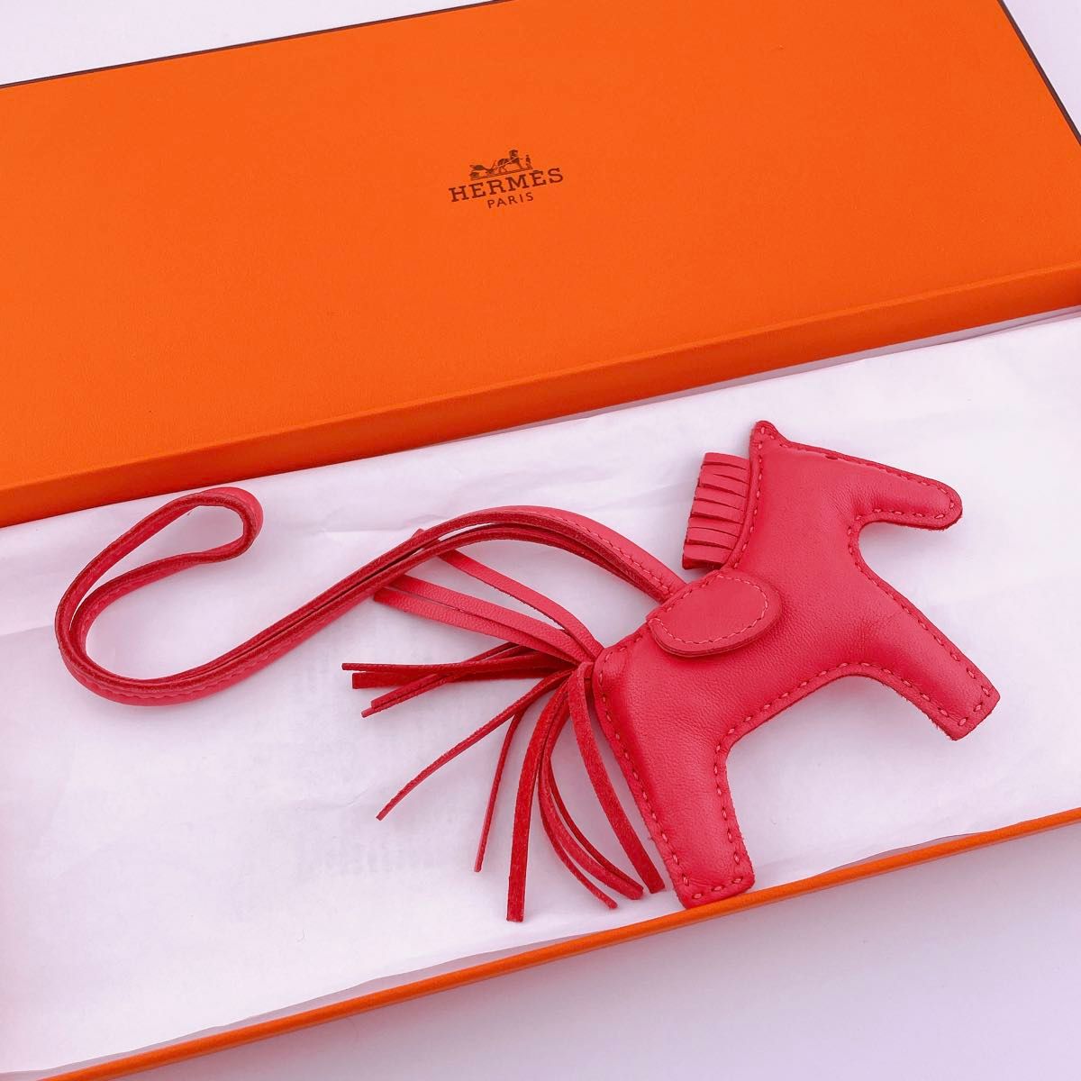 極美品】エルメス ロデオチャームPM チャーム Y HERMES ピンク 極美品】エルメス ロデオチャームPM チャーム Y HERMES ピンク