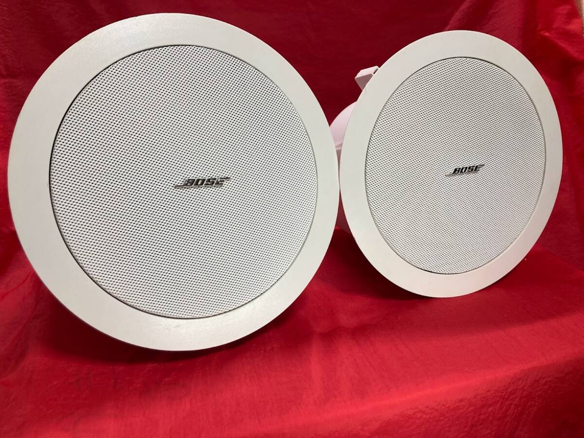 黄ばみ・汚れ・擦り傷極少　美品　音出し確認済　BOSE ボーズ 天井埋込型 FreeSpace DS 16F Loudspeaker フルレンジ スピーカー ホワイト _画像1