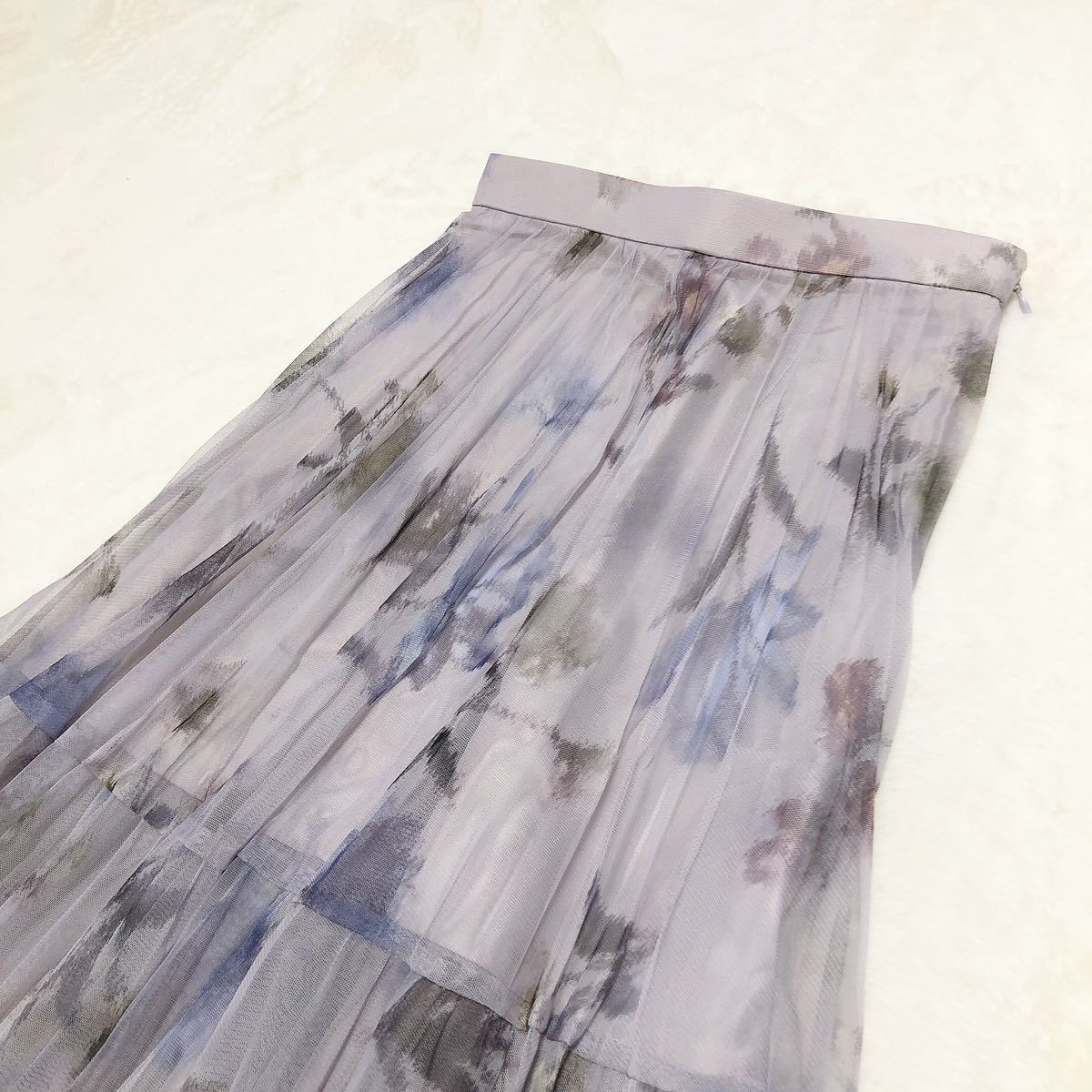 新品★Apuweiser-riche グレー チュール フレアスカート【2】 Apuweiser-riche アプワイザーリッシェ ぼかしフラワーチュール