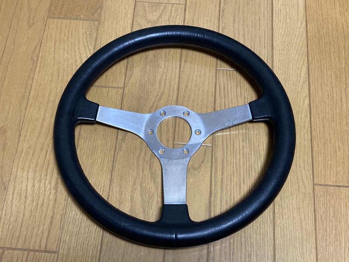 IZUMI ステアリング36φ 中古　日産・ニスモ・イズミ・ダットサン_画像1