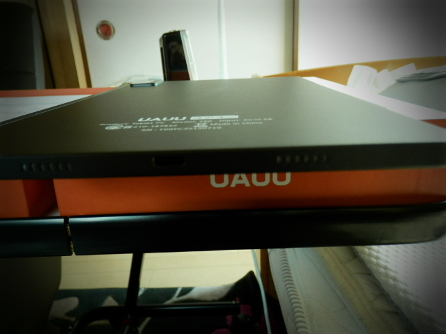 UAUU（ユアユー）T60 液晶画面美品10インチタブレット 1920*1200のFHD IPS解像度ディスプレイ＆薄くて０．７３㎝軽い465ｇ軽金属ボデ_画像8