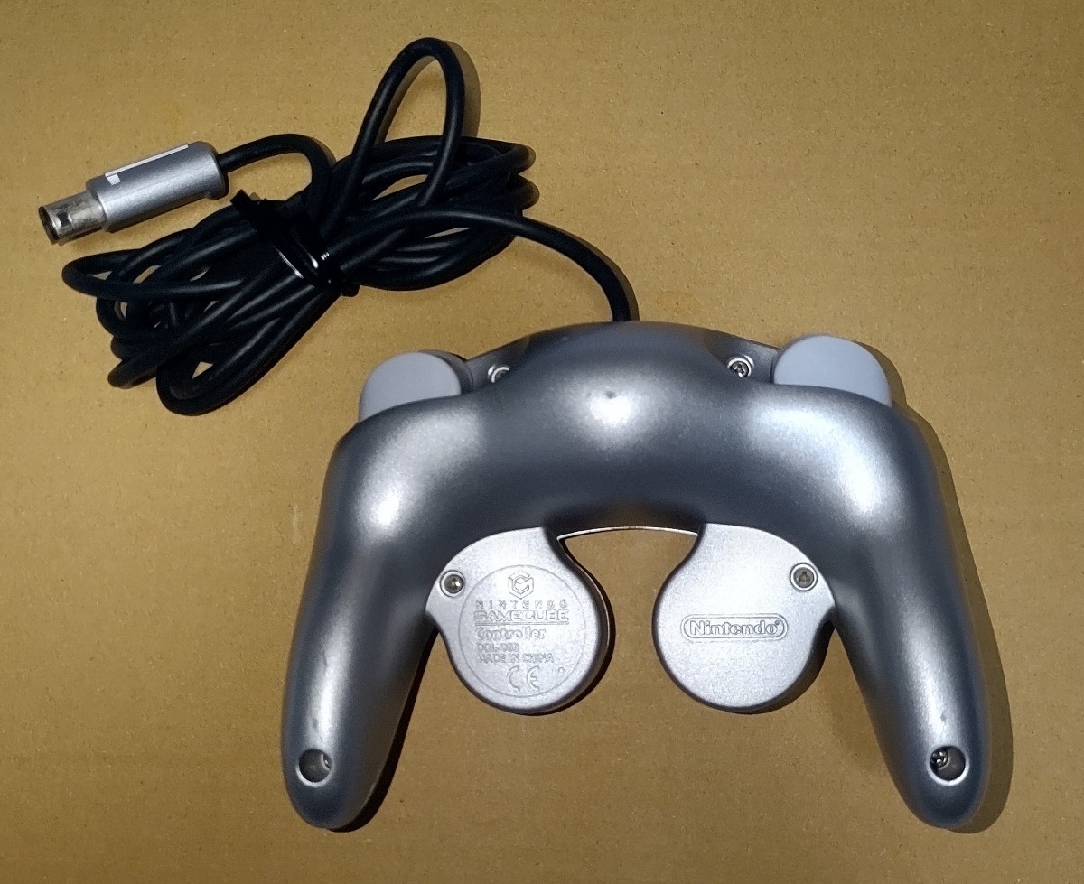  genuine products Nintendo Game Cube controller silver Nintendo GameCube Controller GC